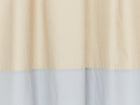 Ein Vorhang von KraftKids mit goldenen unregelmäßigen Punkten auf olivgrünem Grund, hergestellt aus leichtem Baumwolle Gardinen - perfekt für Gardinen Kinderzimmer oder als entzückende Gardinen Babyzimmer Dekoration.