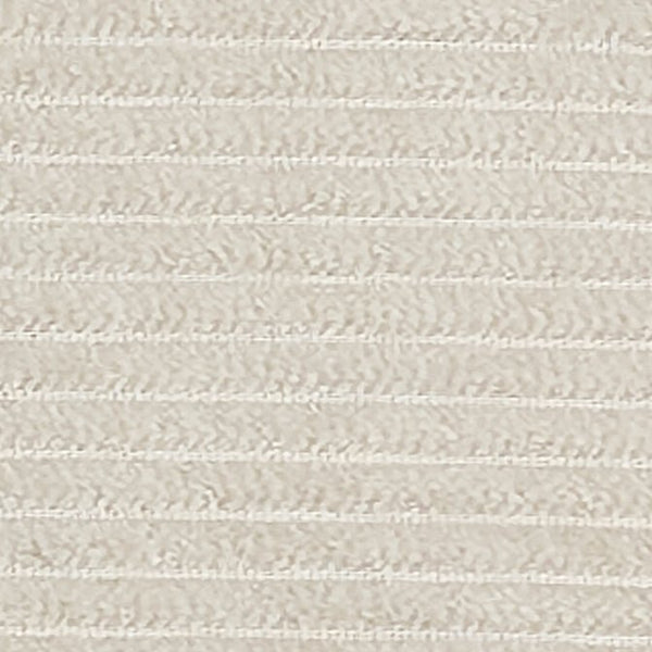 Nahaufnahme von KraftKids Stoff Cord Breitcord Beige Taupe COE SSS127, einem weichen und plüschigen Stoff aus 100% Baumwolle mit breiten, gleichmäßig verteilten Rillen, die ihm eine kordähnliche Struktur verleihen.